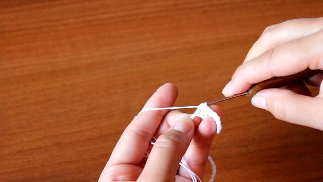 Круглая Филейная салфетка крючком (1 часть) with subtitles смотреть онлайн