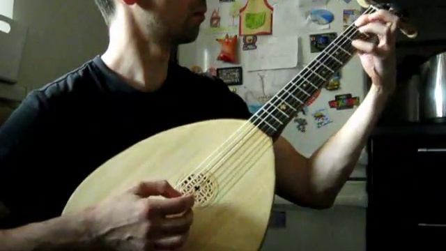 Звук на финальной стадии постройки лютневой гитары смотреть онлайн