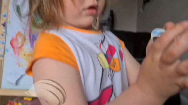 Art time 🌈Darina have fun time painting seashells 🐚 смотреть онлайн