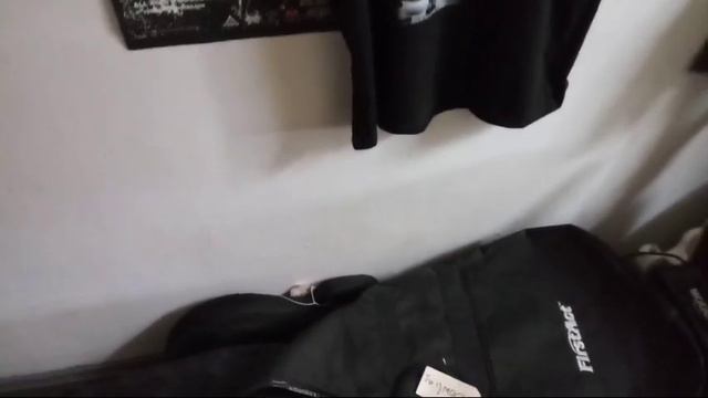 Look Around The Studio (Short Clip) смотреть онлайн