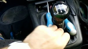 португалия. замена джойстика регулировки зеркал .vw B5