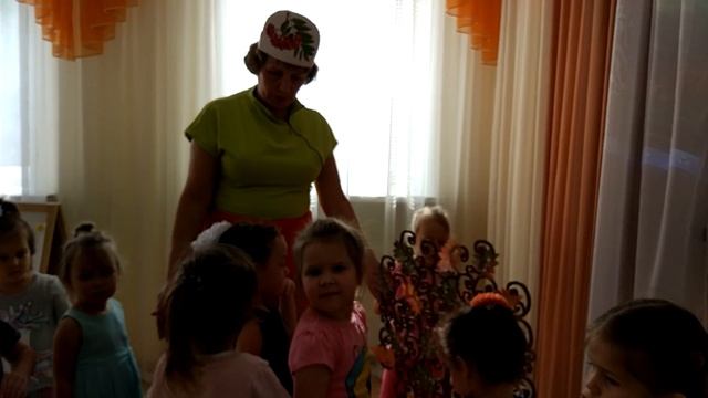 Образовательная деятельность по художественно- эстетическому развитию "Красавица Рябинушка" смотреть онлайн