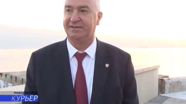 23 10 Глава Новороссийска провел выездное совещание по строительству IV очереди набережной смотреть онлайн