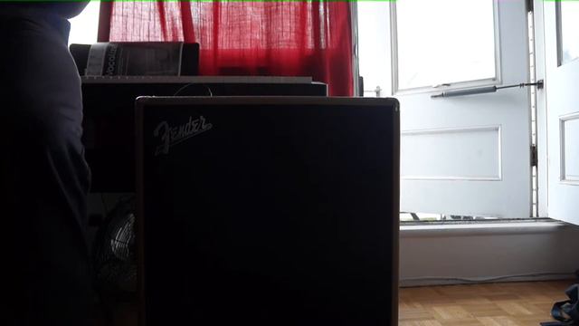 Fender Rumble 200 Bass Amp смотреть онлайн