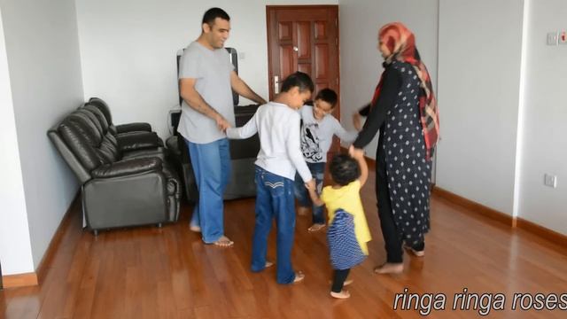 Ringa Ringa Roses pocket full of roses Nursery Rhyme for Kids смотреть онлайн