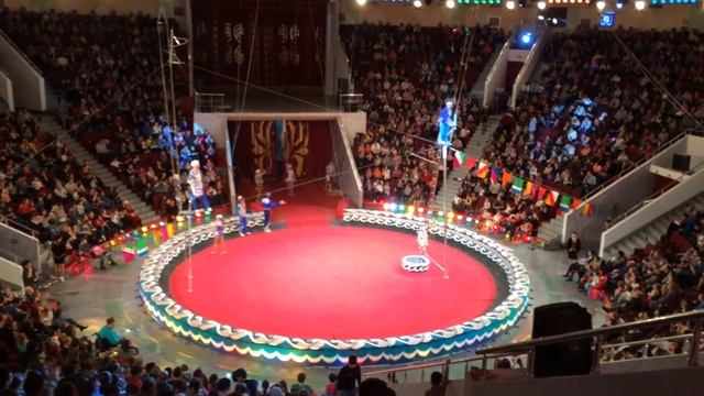 Московский цирк, программа «Медведи канатоходцы», Астана, 26.10.2014 год смотреть онлайн