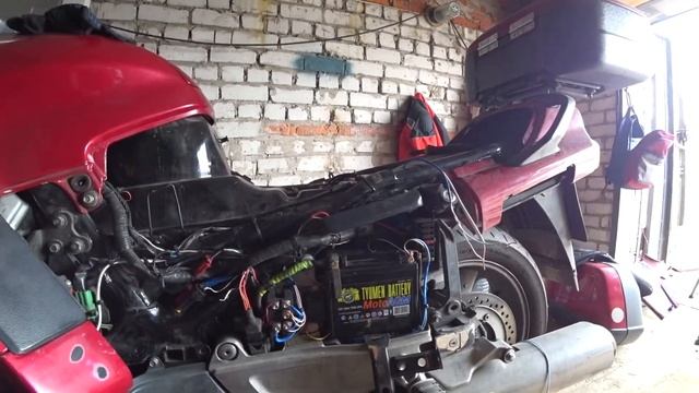 Honda ST 1100 Pan European Установка фар дополнительного света ч.1 смотреть онлайн