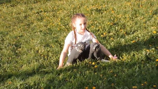 ОПАСНЫЕ ТРЮКИ.Тренировка на улице.Я подтягиваюсь 10 раз . смотреть онлайн