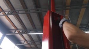 Установка двухстоечного автоподъёмника Launch