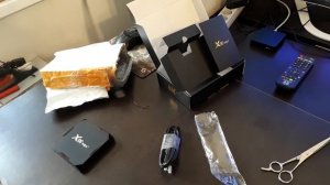 ТВ-приставка Х96 max plus не включается