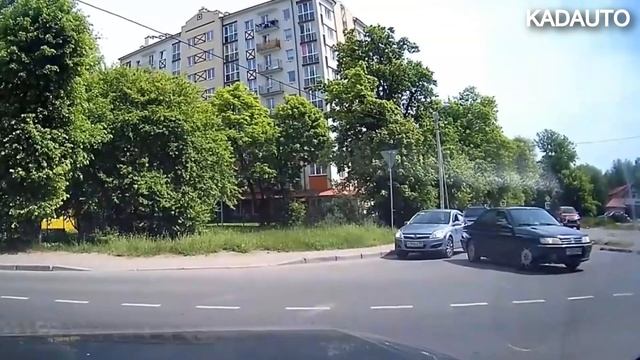 Ул. Дзержинского в Калининграде. 30.05.20 смотреть онлайн