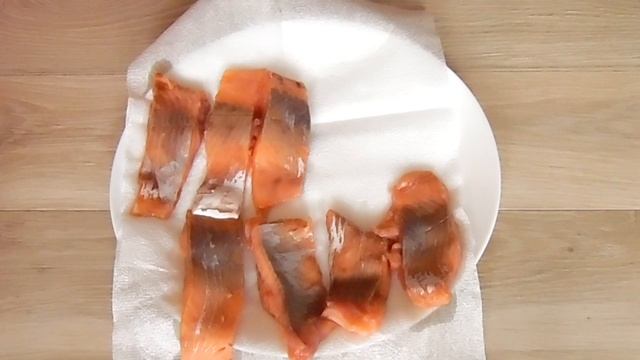 Малосольная горбуша. Горбуша соленая под семгу, нежная и вкусная! смотреть онлайн