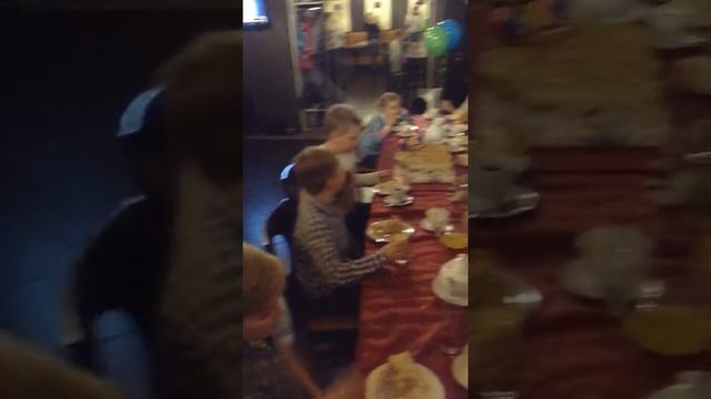 День рождения Саши в стиле Мафии. Ведущий — Павел Пчёлкин смотреть онлайн