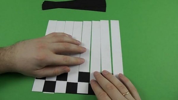 How to make a chess board from paper