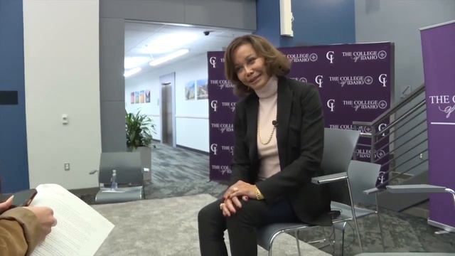 The College of Idaho has announced the Elgin and Elaine Baylor Opportunity fund смотреть онлайн