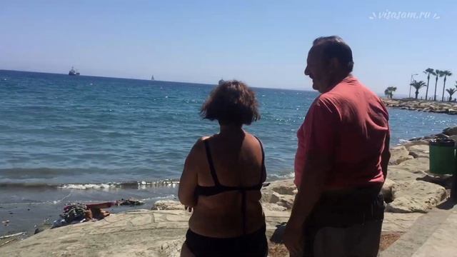 Пляж, море и набережная в Лимассоле на Кипре: отзыв, какая температура воды смотреть онлайн