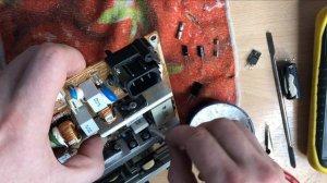 Сгорел блок питания и предохранитель в телевизоре Samsung Le32C550J1W. Не светится индикатор.