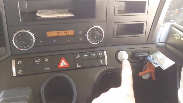 мерседес актрос 2015 г.в. что где нажимать смотреть онлайн