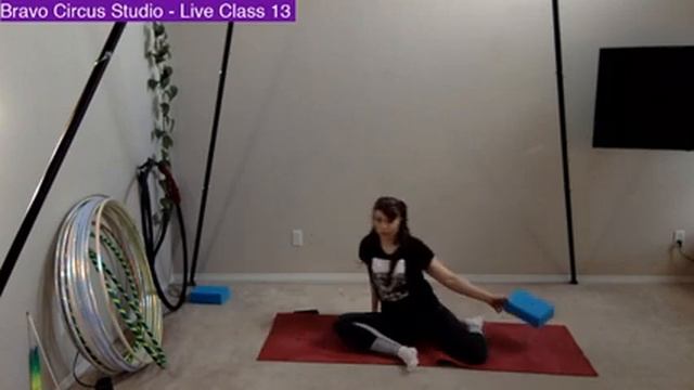 Bravo Circus Studio - Live Fitness Class 13 смотреть онлайн