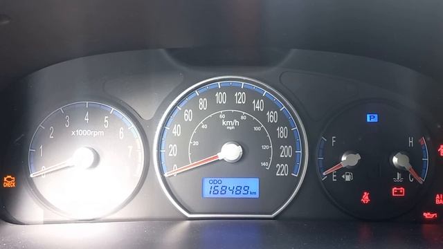 Painel de instrumentos - Hyundai - Santa Fé - Gls 2.7 V6 4×4 - Ano 2008. смотреть онлайн