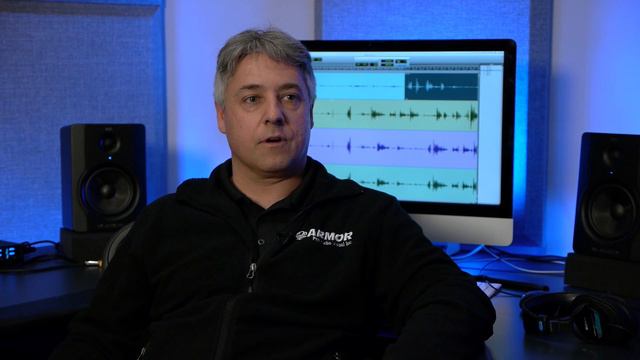 Choosing a Voice Over Microphone смотреть онлайн