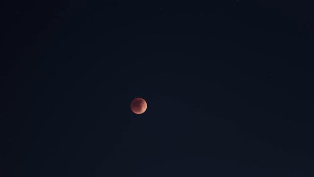 Blood moon 2022. Canon RP + RF 70-200 f/2.8. Time lapse смотреть онлайн