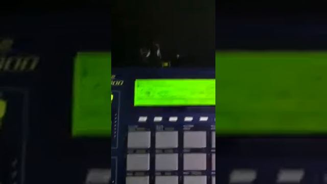 Mpc1000/micro korgXL смотреть онлайн
