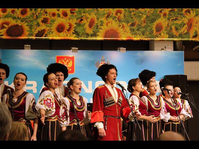 Берлин. Русские песни на Интернацианальной зелёной неделе в 2011 году.