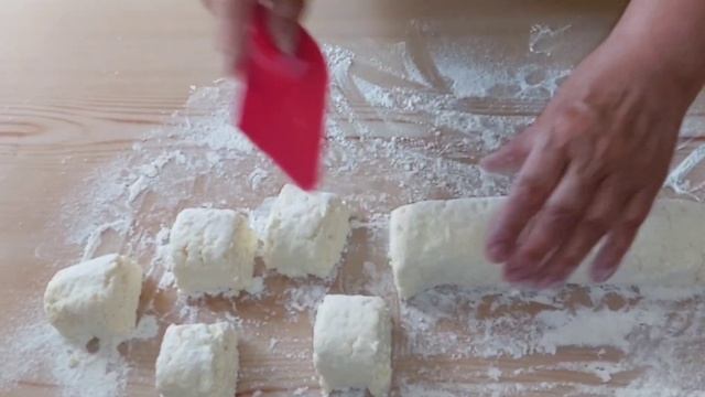 Самые сочные и самые творожные сырники! Обалденный рецепт сырников! Такие я еще не готовила! смотреть онлайн