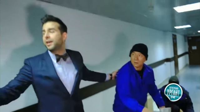 Вечерний ургант. Джекичан смотреть онлайн