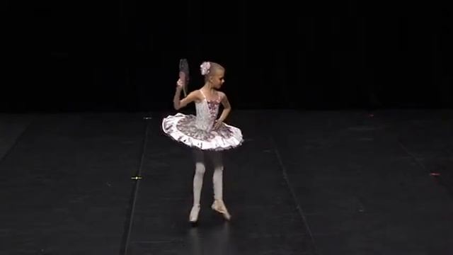 танец моей сестры смотреть онлайн