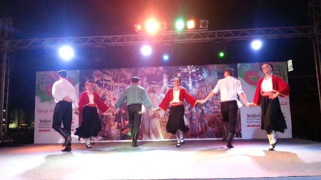 Serbian Folk Dance смотреть онлайн