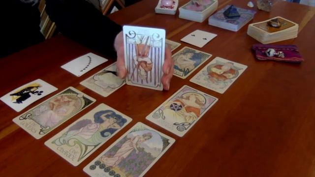 Artists' Star Tarot Cards of Truth Two of Clubs смотреть онлайн