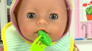 Ложка Нам Не Пригодится! Беби Бон Учится Кушать Вилкой Мультики Как Мама Играет в Куклы 108мама тв