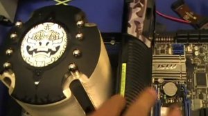 ASUS Q-Design: Q-Slot