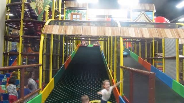 ТРЦ «Мозаика» семейный активный отдых в Joki Joya Москва