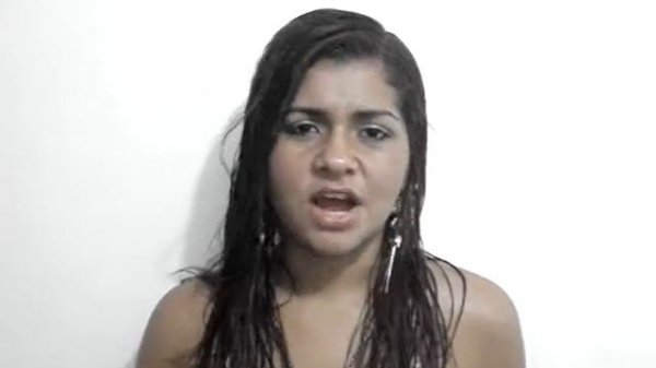 DÉBORA DUARTE ROLETA RUSSA