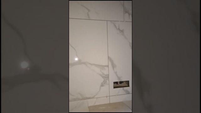 big wall tiles instalation #homeimprovement #tiles #tile #tileskingmbtv смотреть онлайн