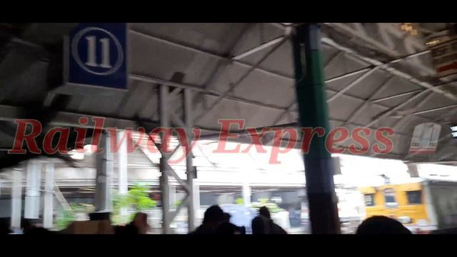Howrah station platform 1 to 23 starting to end platform full video #indianrailways #howrah_station смотреть онлайн