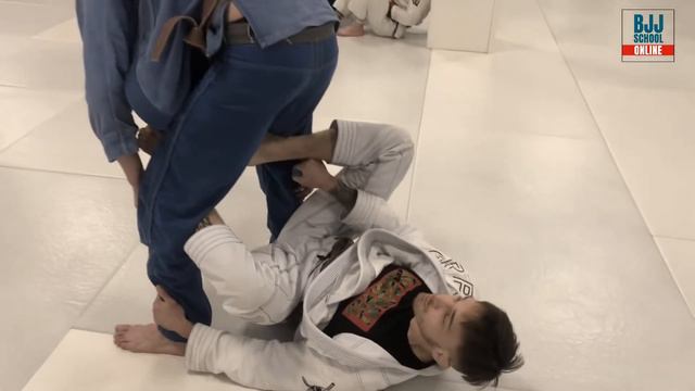 Взятие спины с деларивы, удушающий и рычаг / DLR back take to pena choke & armbar смотреть онлайн