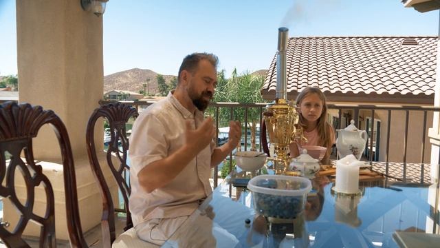 Первый розжиг самовара на балконе в праздничный день для семьи смотреть онлайн