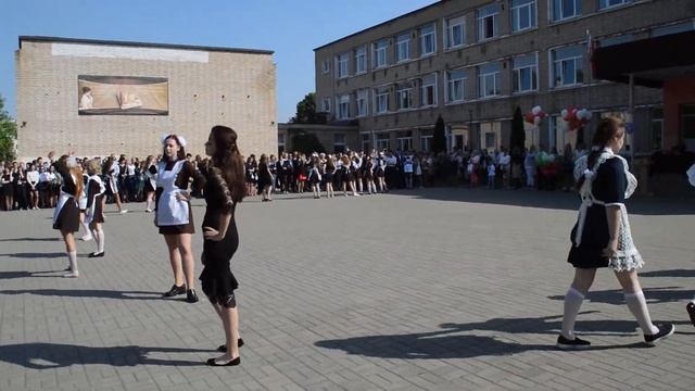 Танец выпускниц 2017 Солигорск 4 Школа смотреть онлайн