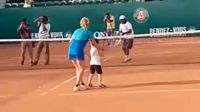 Angel negi with spanish tennis star aranta sanchez vikario смотреть онлайн