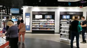 Прогулка по аэропорту Сочи от входа до выходы на посадку.