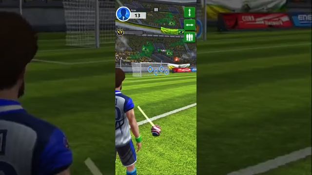 Как бить пушкой плюс закруткой в football strike смотреть онлайн