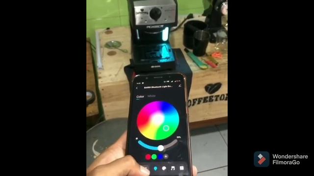Masukkan Smart Lamp di Mesin Espresso Ariette Miro Picasso cofeetopia смотреть онлайн