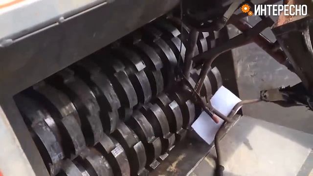 Как работает промышленный шредер. Супершредер.