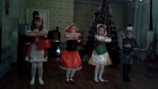 Танец Красных шапочек 30.12.2014 смотреть онлайн