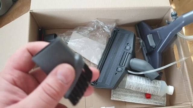 Обзор на моющий пылесос THOMAS Amfibia DryBox смотреть онлайн