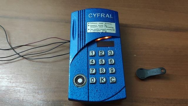 Домофон "CYFRAL CCD-2094.1" с альтернативной прошивкой — смена мастер-кода и запись мастер-ключа. смотреть онлайн